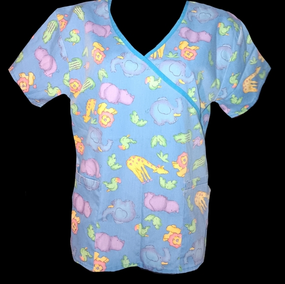 Animals print Scrub Top by Cassandra O - Picture 1 of 4